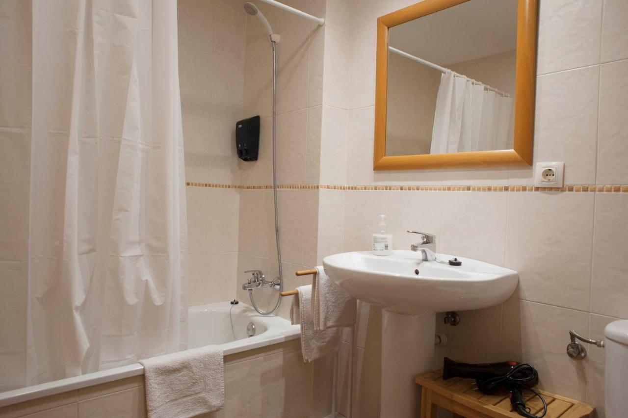 Apartament Bisaura De Ter Sant Quirze De Besora Exterior photo