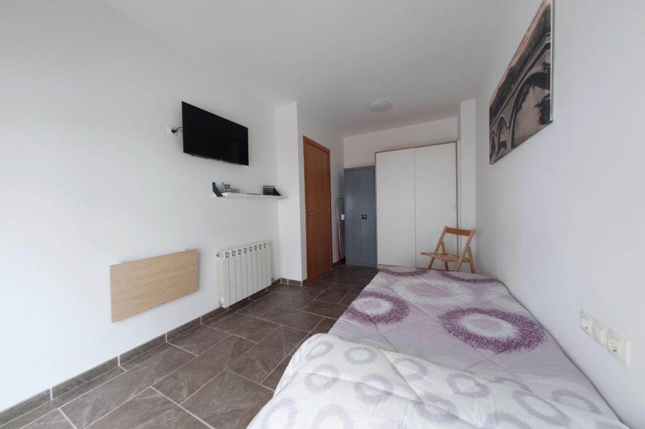 Apartament Bisaura De Ter Sant Quirze De Besora Exterior photo