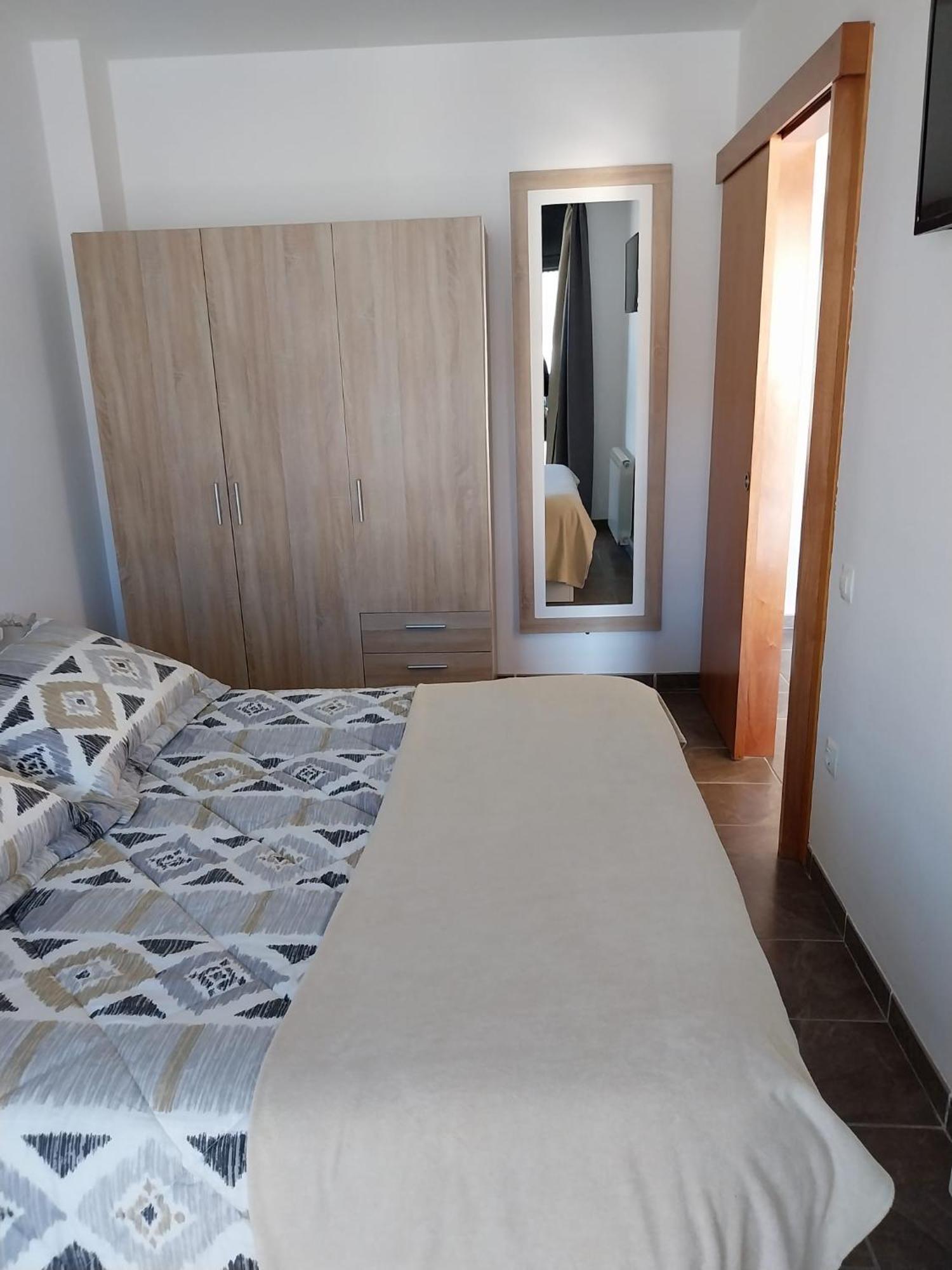 Apartament Bisaura De Ter Sant Quirze De Besora Exterior photo